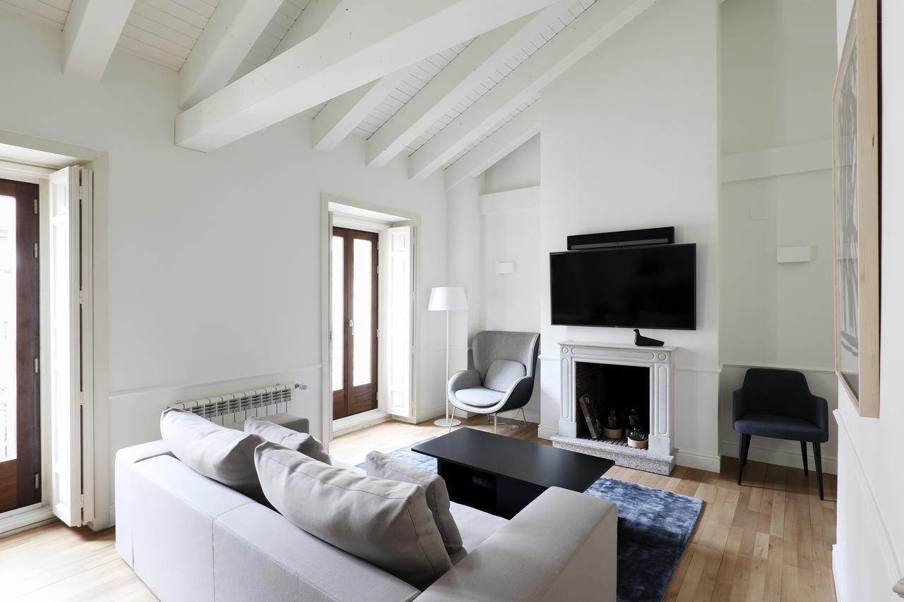 Recoletos House Aparthotel Madrid Exterior photo
