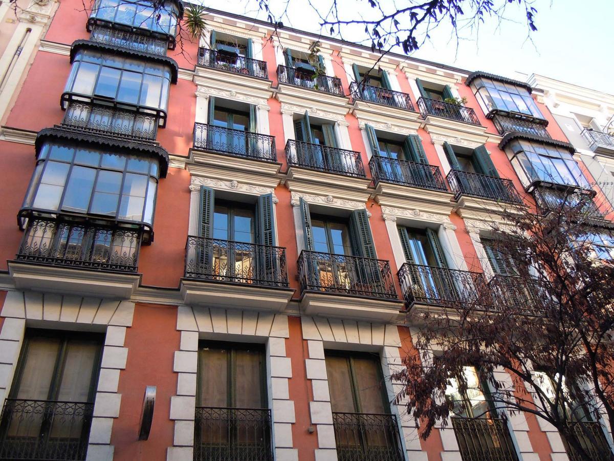 Recoletos House Aparthotel Madrid Exterior photo